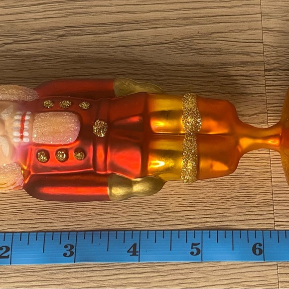 Christmas nutcracker ornament beautiful details red & gold - Picture 5 of 6